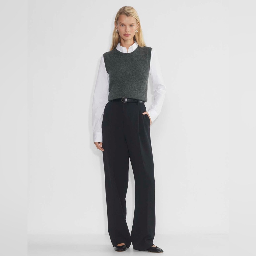 NWOT Aritzia Wilfred The Effortless Pant - Crepette - Black Size 14